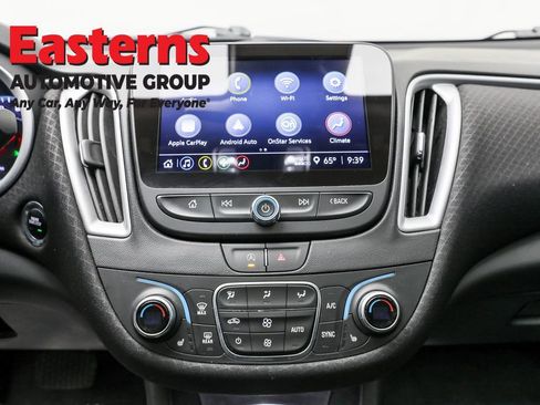 Used 2024 Chevrolet Malibu LT image 12