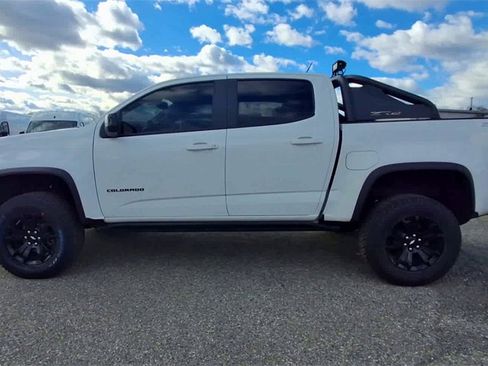 Used 2022 Chevrolet Colorado ZR2 w/ ZR2 Dusk Special Edition image 5