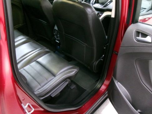 Used 2016 Ford C-MAX SEL FWD image 29
