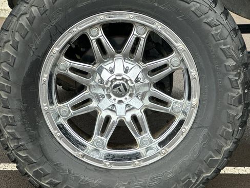 Used 2006 Chevrolet Silverado 2500 LT w/ Heavy-Duty Power Package image 24