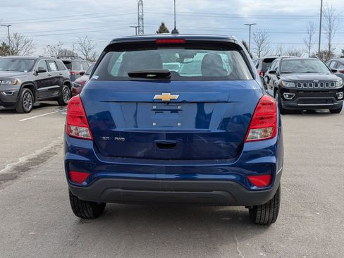 Used 2017 Chevrolet Trax LS image 7