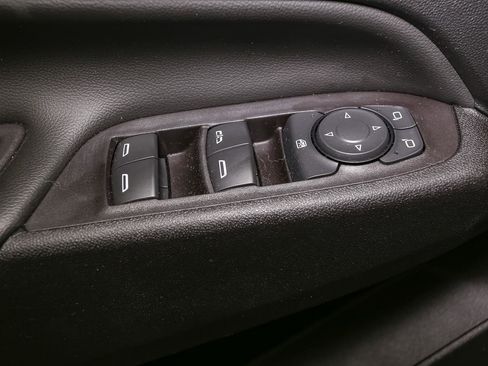 Used 2021 Chevrolet Equinox LT AWD/4WD image 40