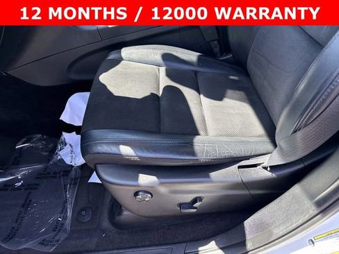 Used 2019 Jeep Grand Cherokee Altitude AWD/4WD image 15