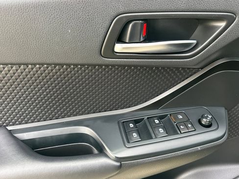 Certified 2019 Toyota C-HR LE image 10