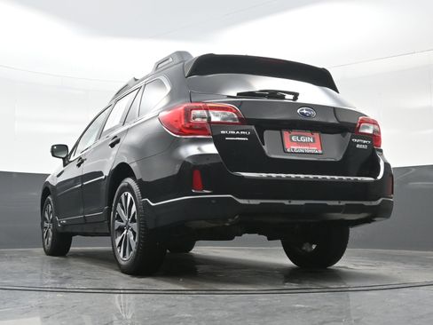 Used 2017 Subaru Outback 2.5i Limited image 28