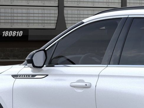 New 2026 Lincoln Corsair Premiere image 20