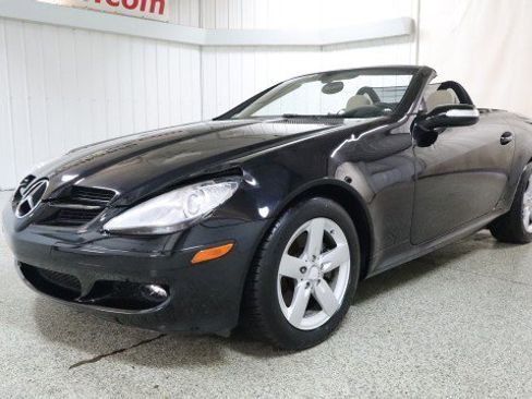 Used 2008 Mercedes-Benz SLK 280 image 2