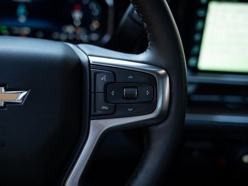 Used 2025 Chevrolet Silverado 2500 LT w/ Convenience Package image 29