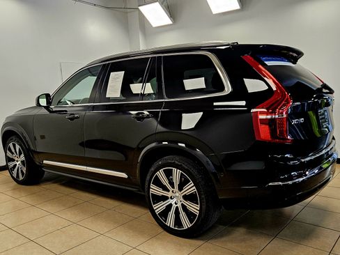 Certified 2025 Volvo XC90 B6 Plus w/ Protection Package Premier image 4