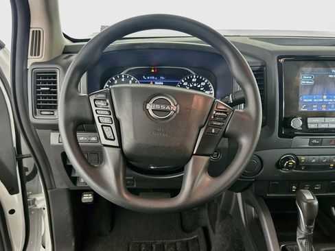 Used 2023 Nissan Frontier S w/ Technology Package RWD image 18
