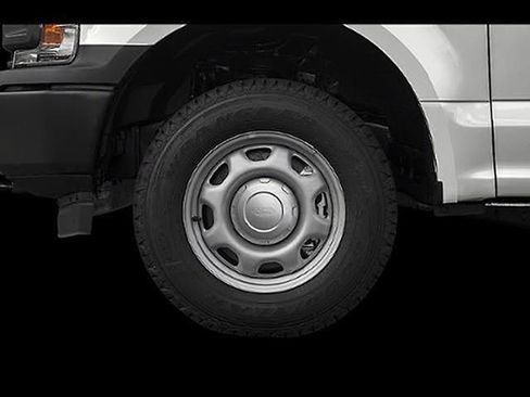 Used 2019 Ford F150 Lariat AWD/4WD image 11