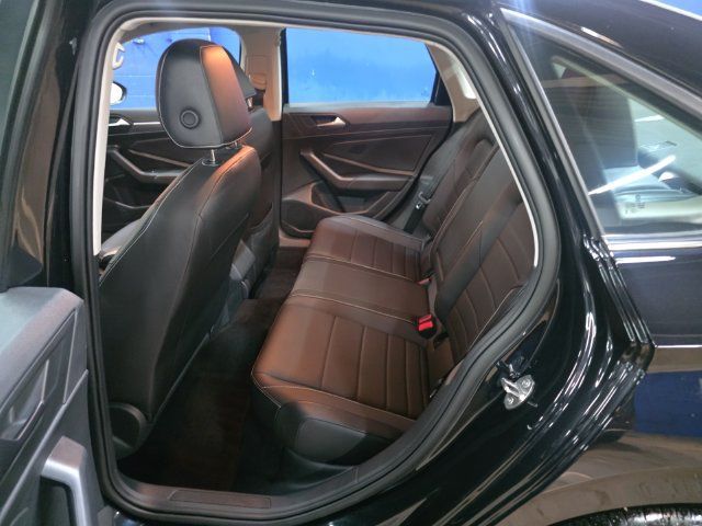 Used 2023 Volkswagen Jetta SE FWD image 22
