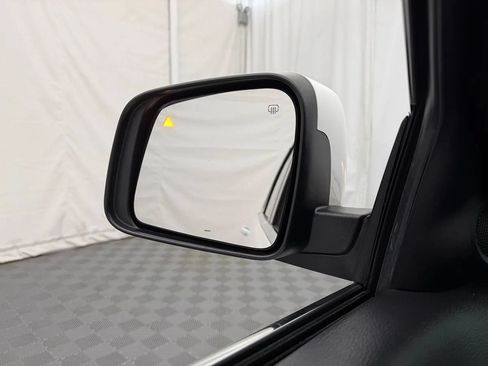 Used 2021 Jeep Grand Cherokee Laredo AWD/4WD image 8