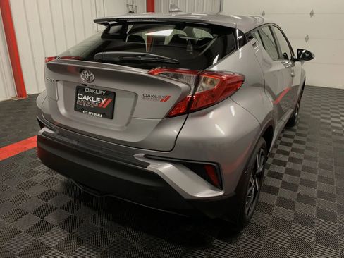 Used 2018 Toyota C-HR XLE image 16