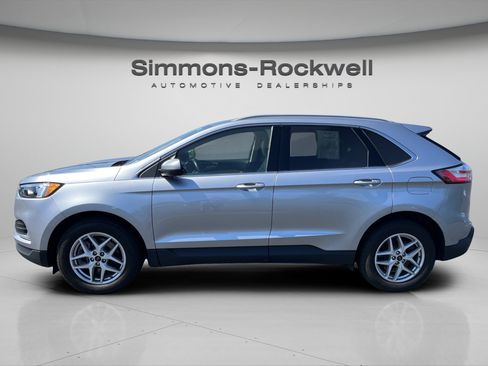 Used 2023 Ford Edge SEL AWD/4WD image 2