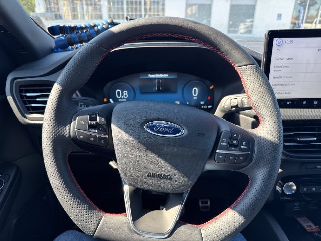 Used 2023 Ford Escape ST-Line Elite w/ Premium Technology Package AWD/4WD image 16