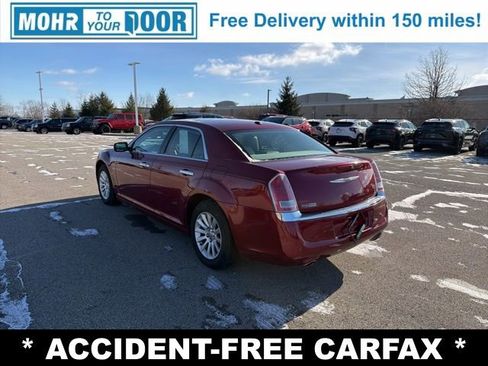 Used 2014 Chrysler 300 Base image 3
