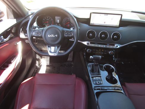 Used 2022 Kia Stinger GT-Line w/ Sun & Sound Package RWD image 16
