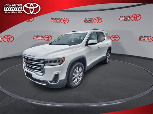 Used 2023 GMC Acadia SLT image 4