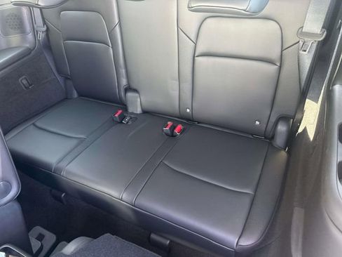 Certified 2024 Nissan Pathfinder SL w/ SL Premium Package image 32