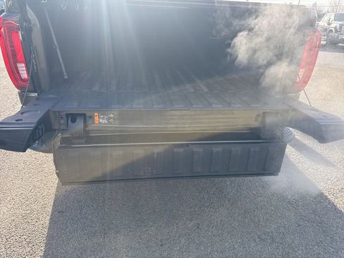 Used 2022 GMC Sierra 2500 AT4 image 26