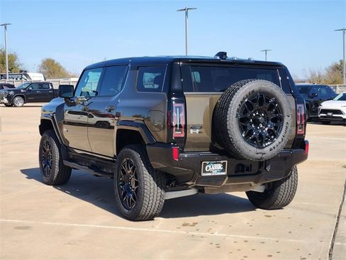 New 2026 GMC Hummer EV SUV image 5