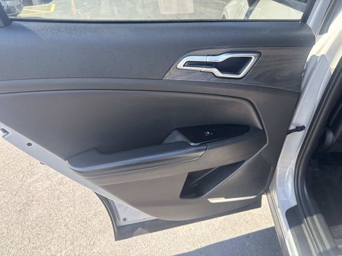 Used 2023 Kia Sportage X-Line w/ X-Line Premium Package AWD/4WD image 17