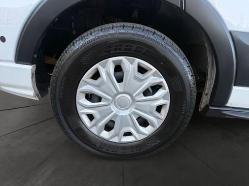 Used 2024 Ford Transit 350 XLT RWD image 9