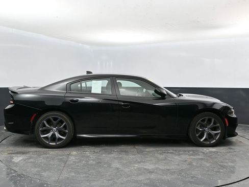 Used 2019 Dodge Charger GT image 4