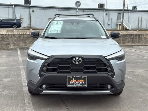 New 2026 Toyota Corolla Cross XLE image 2