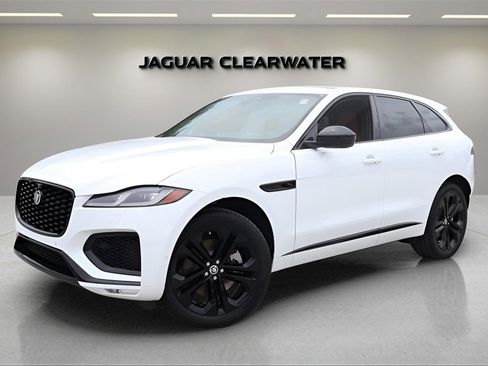New 2026 Jaguar F-PACE R-Dynamic S image 1