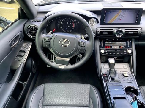 Used 2023 Lexus IS 350 F Sport image 5