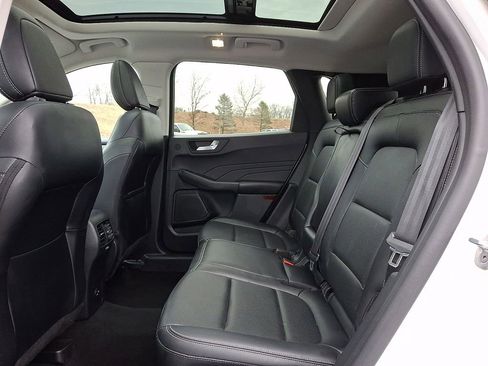 Used 2021 Ford Escape SEL w/ Technology Package image 13