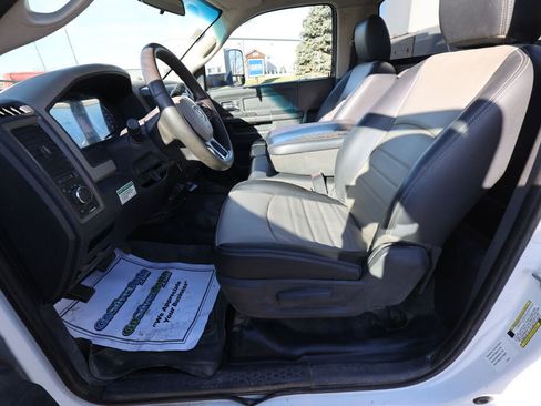 Used 2012 RAM 5500 w/ PWR Accessory Group image 12