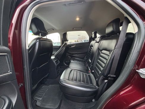 Used 2021 Ford Edge SEL image 20