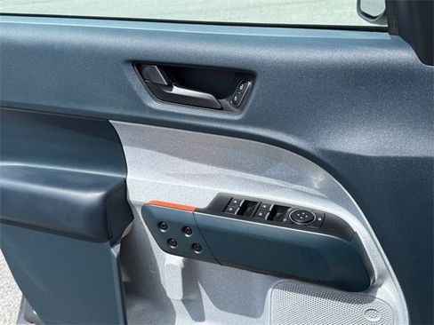 Used 2024 Ford Maverick XLT w/ XLT Luxury Package image 15