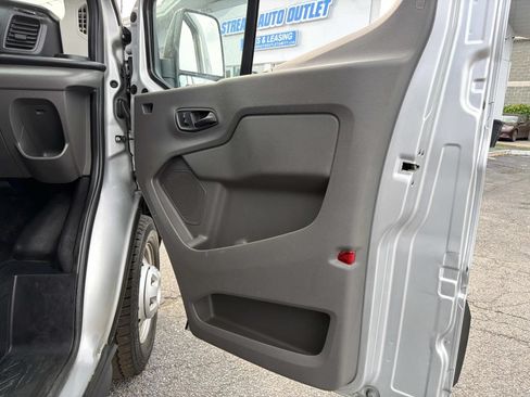 Used 2021 Ford Transit 250 Low Roof AWD image 18