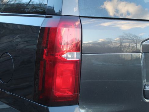 Used 2018 Chevrolet Tahoe Premier image 45