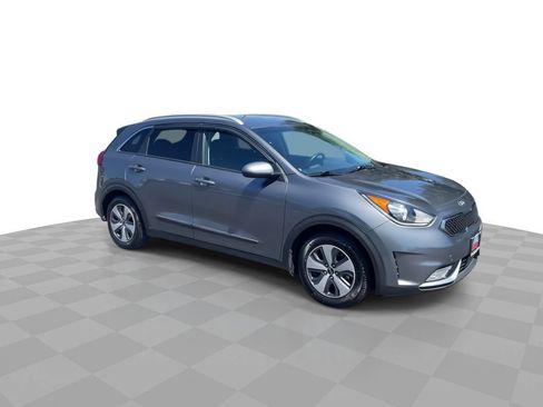 Used 2018 Kia Niro LX FWD image 2