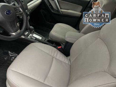 Used 2014 Subaru Forester 2.5i Limited AWD/4WD image 10