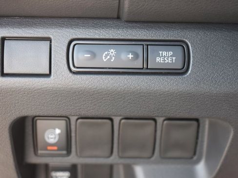 New 2026 Nissan Frontier SV w/ Tow Package image 27