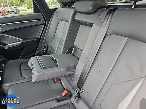 Used 2024 Audi Q3 2.0T Premium image 30