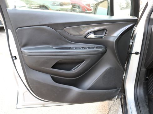Used 2019 Buick Encore Preferred w/ Safety Package FWD image 12