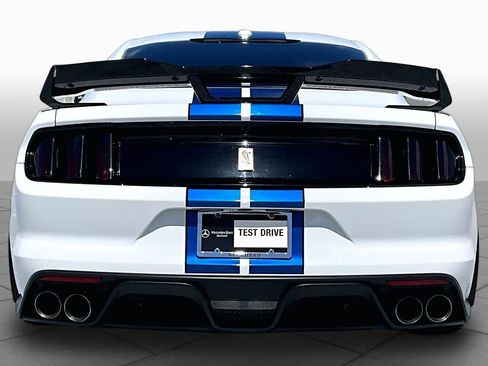 Used 2017 Ford Mustang Shelby GT350 w/ Electronics Package RWD image 5