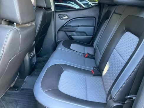 Used 2018 Chevrolet Colorado Z71 w/ Centennial Edition AWD/4WD image 10