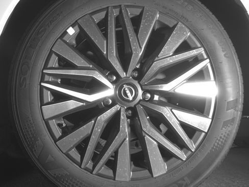 Used 2025 Nissan Altima 2.5 SV image 14