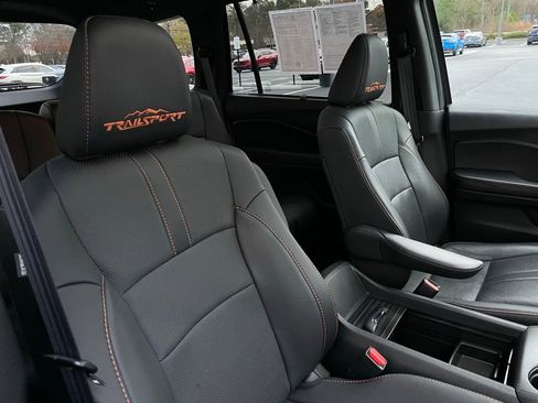 Certified 2022 Honda Passport TrailSport image 32