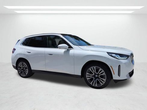 New 2026 BMW X3 xDrive30i w/ Premium Package AWD/4WD image 2