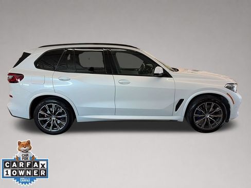 Used 2022 BMW X5 xDrive40i w/ M Sport Package AWD/4WD image 3
