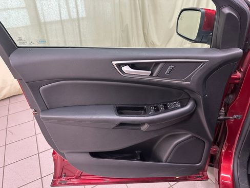 Used 2015 Ford Edge SEL w/ Equipment Group 201A image 32